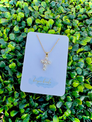 Chunky Pearl Cross Necklace