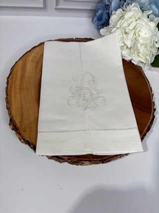 Initial Fine Linen Guest Towel