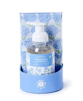 Hydrangea Flower Scented Foaming Soap with 20 Pc Guest Towels Set - 16.9 oz./500ml Soap/Paper