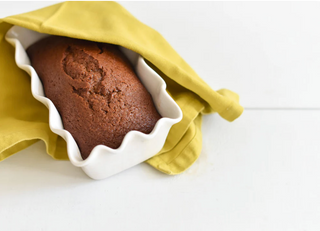 Signature Ruffle Loaf Pan White