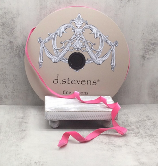 Velvet 5/8" x 50 Yards