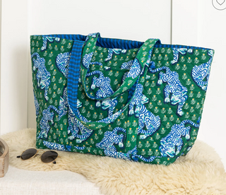 Weekend Bag with Pouch in Tiger Queen