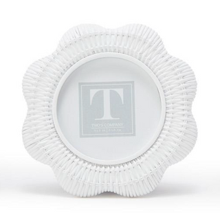 Scalloped Rattan Weave Frames
