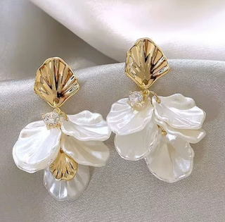 Seashell Bloom Drops Earrings