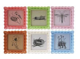 Resin Ruffled Photo Frame