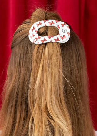 Minnie Mouse Loves Her Bows! Small Flat Round Hair Clip