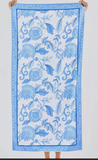 Porcelain Vines Quick Dry Beach Towel
