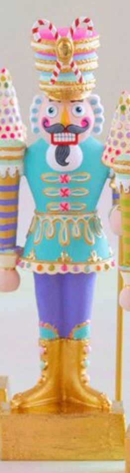 Glitterville Rainbow Major Macaron