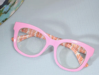 Center Stage Peepers Readers