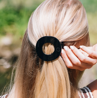 Jet Black Round Clip