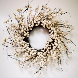 24" Pearl Berry Wreath