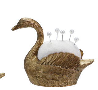 Velvet Pin Cushion with 5 Pearl Head Pins