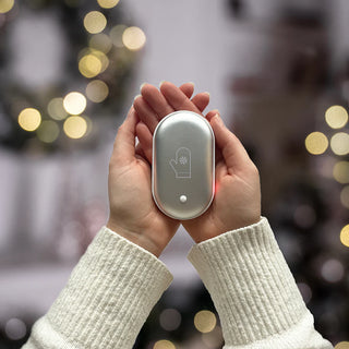 Smitten With This eMitten Hand Warmer + Power Bank : Platinum